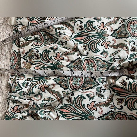 Chico’s So Slimming Girlfriend Leg Ankle Jeans Women’s Size 12 (Large) - Picture 15 of 16